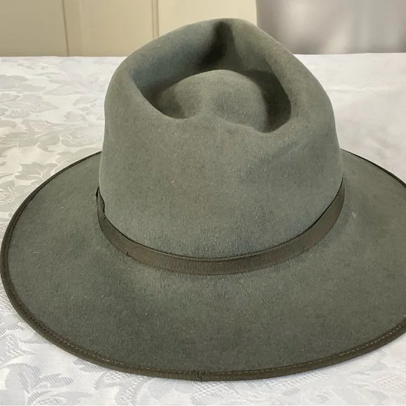 OLIVE GREEN AKUBRA PURE FUR FELT AUSTRALIAN OUTBACK HAT SIZE 58 - Picture 2 of 5